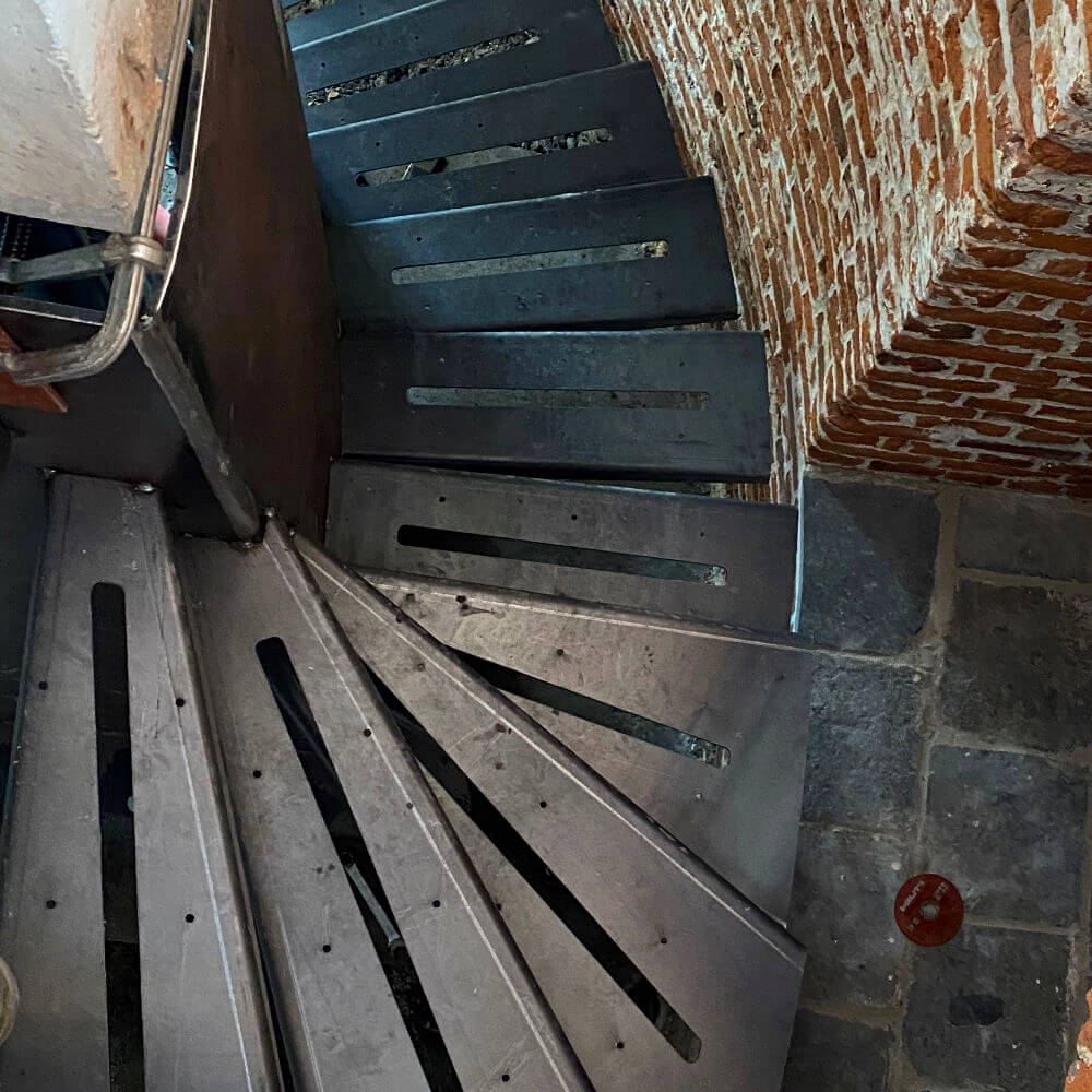 AHF_escalier_1